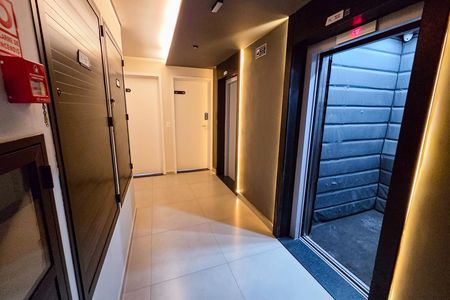 Apartamento para alugar com 73m², 2 quartos e 1 vagaHall social