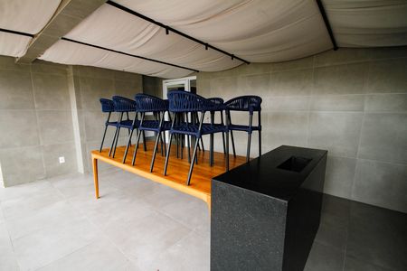 Apartamento para alugar com 73m², 2 quartos e 1 vagaÁrea comum - Churrasqueira
