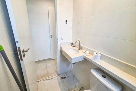 Apartamento para alugar com 73m², 2 quartos e 1 vagaBanheiro da Suíte 1