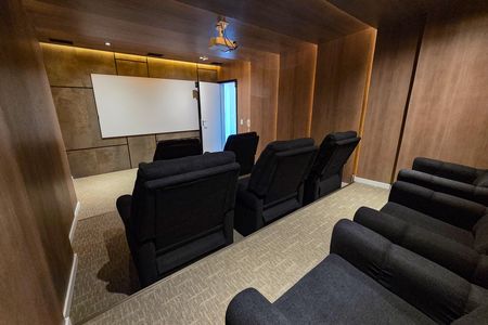 Apartamento para alugar com 73m², 2 quartos e 1 vagaCinema