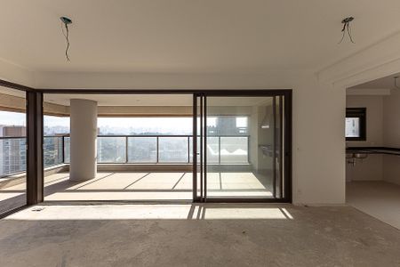 Sala de apartamento à venda com 3 quartos, 153m² em Indianópolis, São Paulo