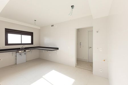 Cozinha de apartamento à venda com 3 quartos, 153m² em Indianópolis, São Paulo