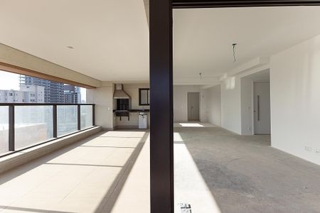 Sala de apartamento à venda com 3 quartos, 153m² em Indianópolis, São Paulo