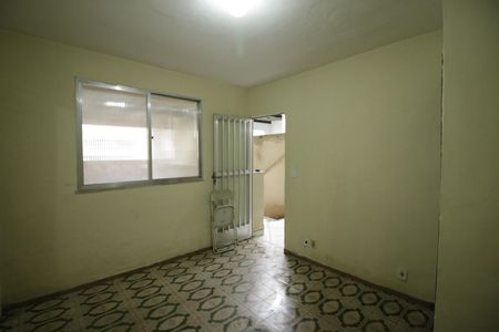 Sala de casa de condomínio para alugar com 2 quartos, 120m² em Taquara, Rio de Janeiro