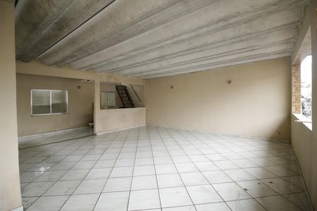 Casa de condomínio para alugar com 120m², 2 quartos e sem vagaTerraço