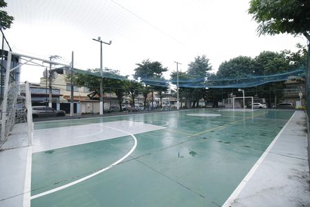 Casa de condomínio para alugar com 120m², 2 quartos e sem vagaQuadra Esportiva