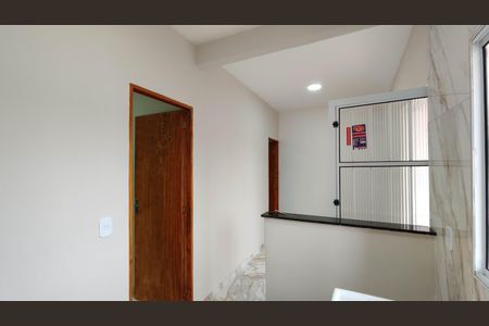 Sala / Cozinha de casa para alugar com 2 quartos, 38m² em Conjunto Habitacional A. E. Carvalho, São Paulo