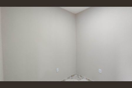 Quarto 2 de casa para alugar com 2 quartos, 38m² em Conjunto Habitacional A. E. Carvalho, São Paulo