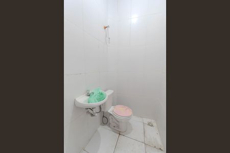Casa à venda com 130m², 3 quartos e sem vaga Casa à venda com 130m², 3 quartos e sem vagaBanheiro de serviço