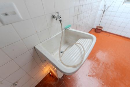 Casa à venda com 130m², 3 quartos e sem vaga Casa à venda com 130m², 3 quartos e sem vagaSacada