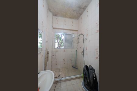 Casa à venda com 130m², 3 quartos e sem vaga Casa à venda com 130m², 3 quartos e sem vagaBanheiro
