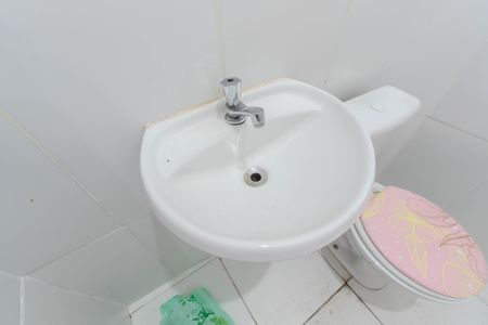 Casa à venda com 130m², 3 quartos e sem vaga Casa à venda com 130m², 3 quartos e sem vagaBanheiro de serviço