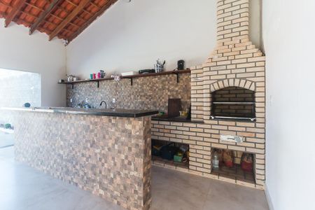 Casa para alugar com 300m², 1 quarto e 2 vagas Casa para alugar com 300m², 1 quarto e 2 vagasChurrasqueira