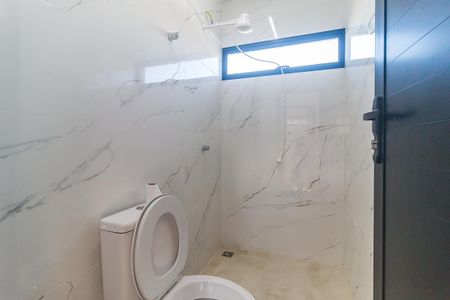Banheiro de casa para alugar com 1 quarto, 300m² em Jundiapeba, Mogi das Cruzes