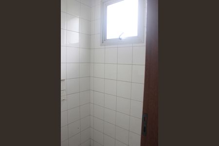 Apartamento para alugar com 66m², 2 quartos e 1 vagaBanheiro da lavanderia 