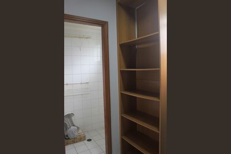 Apartamento para alugar com 66m², 2 quartos e 1 vagaDispensa 