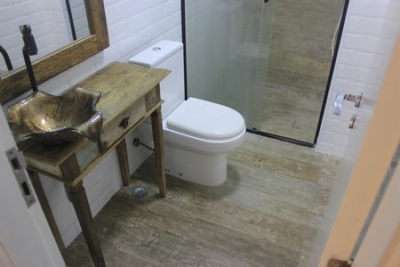 Apartamento para alugar com 66m², 2 quartos e 1 vagaBanheiro 
