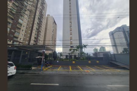 Apartamento para alugar com 66m², 2 quartos e 1 vaga Apartamento para alugar com 66m², 2 quartos e 1 vagaFachada