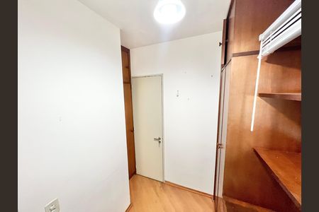 Apartamento para alugar com 70m², 3 quartos e 1 vagaQuarto de Serviço