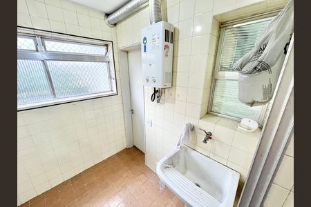 Apartamento para alugar com 70m², 3 quartos e 1 vagaÁrea de Serviço