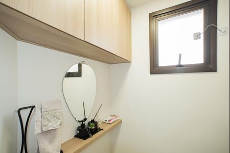 Apartamento à venda com 69m², 2 quartos e 1 vaga Apartamento à venda com 69m², 2 quartos e 1 vagaBanheiro de Serviço