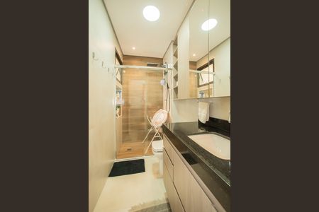 Apartamento à venda com 69m², 2 quartos e 1 vaga Apartamento à venda com 69m², 2 quartos e 1 vagaBanheiro
