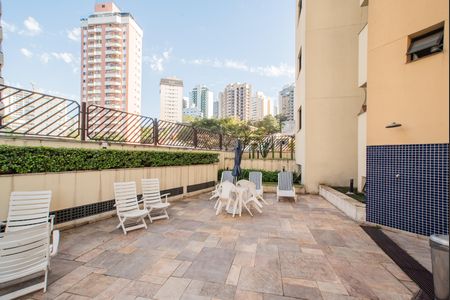 Apartamento à venda com 69m², 2 quartos e 1 vaga Apartamento à venda com 69m², 2 quartos e 1 vagaÁrea comum - Piscina