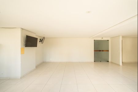 Apartamento à venda com 69m², 2 quartos e 1 vaga Apartamento à venda com 69m², 2 quartos e 1 vagaÁrea comum - Salão de festas