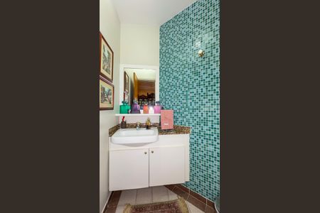 Apartamento à venda com 152m², 3 quartos e 3 vagasLavabo