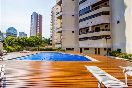 Apartamento à venda com 152m², 3 quartos e 3 vagasPiscina