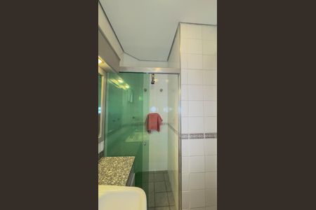 Apartamento à venda com 152m², 3 quartos e 3 vagasBanheiro social