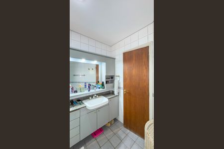 Apartamento à venda com 152m², 3 quartos e 3 vagasBanheiro da Suíte