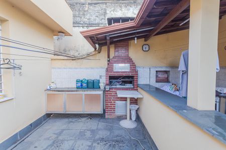 Casa à venda com 227m², 2 quartos e 2 vagas Casa à venda com 227m², 2 quartos e 2 vagasÁrea de Serviço/Churrasqueira