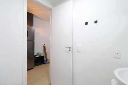 Banheiro de apartamento à venda com 1 quarto, 19m² em Água Branca, São Paulo
