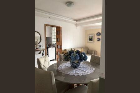 Apartamento para alugar com 76m², 2 quartos e 1 vagaSala