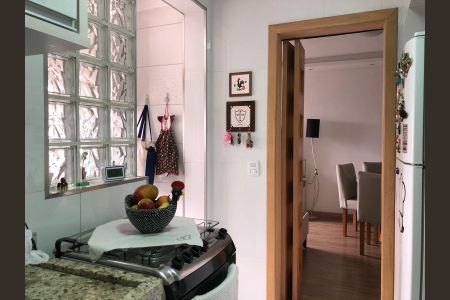 Área de serviço de apartamento para alugar com 2 quartos, 76m² em Sumaré, São Paulo