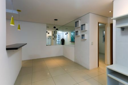 Sala  de apartamento à venda com 2 quartos, 52m² em Jardim Maria Duarte, São Paulo