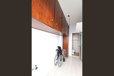 Apartamento à venda com 66m², 2 quartos e 1 vagaDependência de serviço 