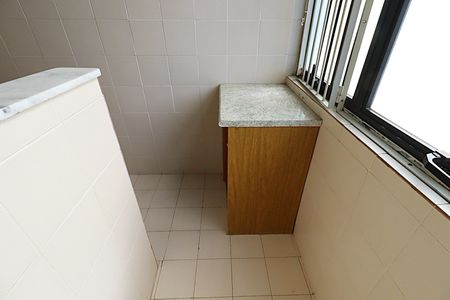 Apartamento à venda com 66m², 2 quartos e 1 vagaÁrea de Serviço