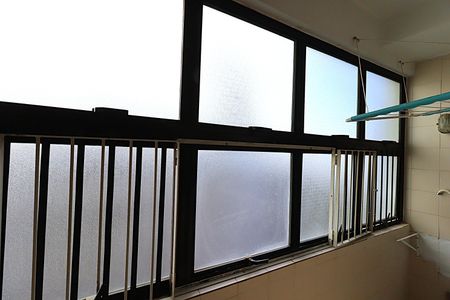 Apartamento à venda com 66m², 2 quartos e 1 vagaJanela da Área de Serviço