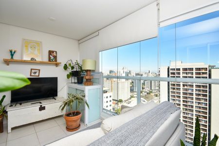 sala de estar de apartamento à venda com 1 quarto, 58m² em Pinheiros, São Paulo
