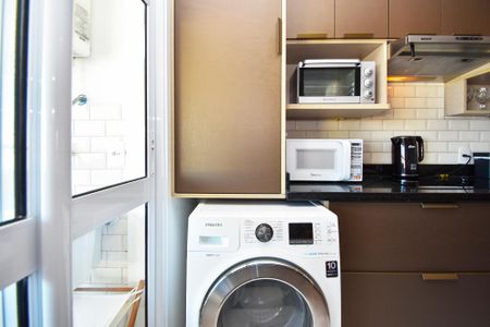 lavanderia de apartamento à venda com 1 quarto, 58m² em Pinheiros, São Paulo