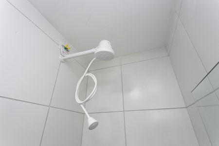 Apartamento para alugar com 35m², 2 quartos e sem vagaBanheiro - Chuveiro