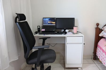 Apartamento à venda com 63m², 2 quartos e 1 vagaQuarto 2