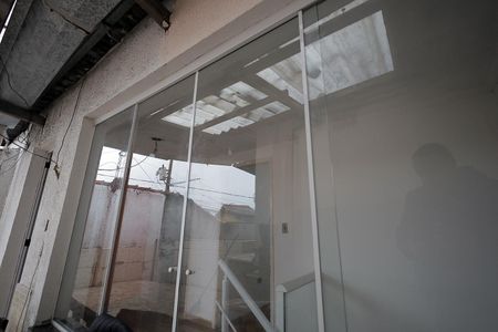 Casa para alugar com 80m², 2 quartos e 1 vagaÁrea de Serviço