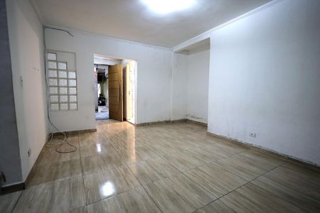 Casa para alugar com 80m², 2 quartos e 1 vagaSala