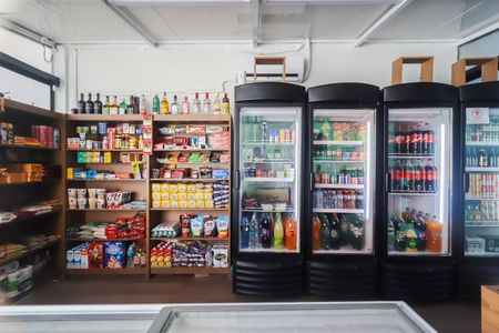 Apartamento para alugar com 44m², 2 quartos e sem vagaMercadinho 24h