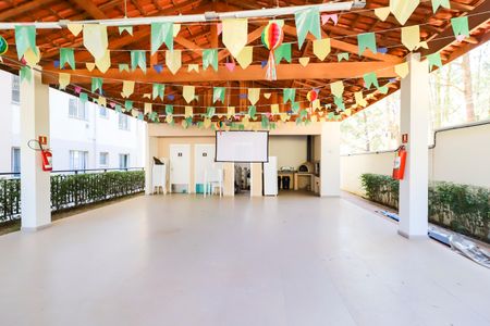 Apartamento para alugar com 44m², 2 quartos e sem vagaÁrea comum - Salão de festas