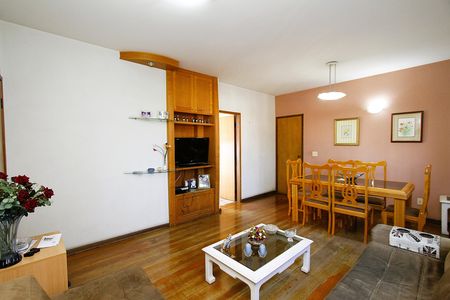 Apartamento para alugar com 120m², 3 quartos e 2 vagasSala