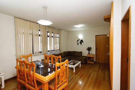 Apartamento para alugar com 120m², 3 quartos e 2 vagasSala